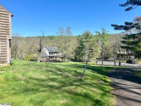 60 Meadowlark Drive Watchung NJ 07069