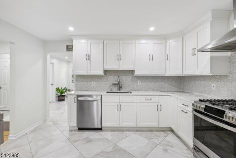 2004 Winding Brook Way Scotch Plains NJ 07076