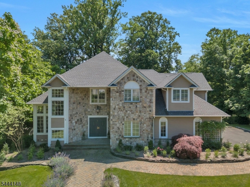 18 Bayview Terrace Green Brook NJ 08812