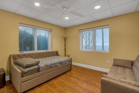 18 Bayview Terrace Green Brook NJ 08812