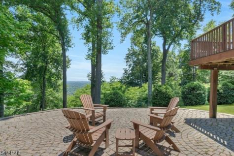 18 Bayview Terrace Green Brook NJ 08812