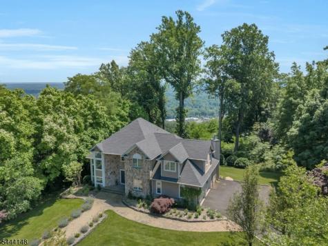18 Bayview Terrace Green Brook NJ 08812