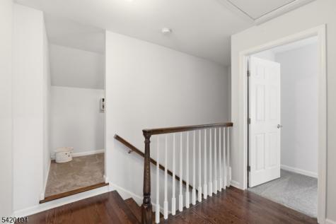 2 Bluffs Court Hamburg NJ 07419