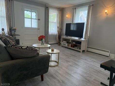 18 Fletcher Place Parsippany-troy Hills NJ 07878