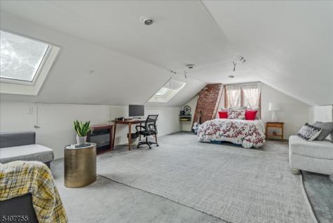 8 Highmont Terrace Montclair NJ 07042