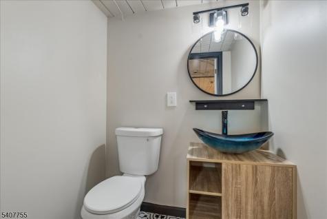 8 Highmont Terrace Montclair NJ 07042