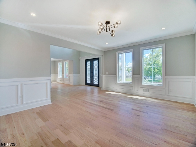 529 Wood Avenue Edison NJ 08820
