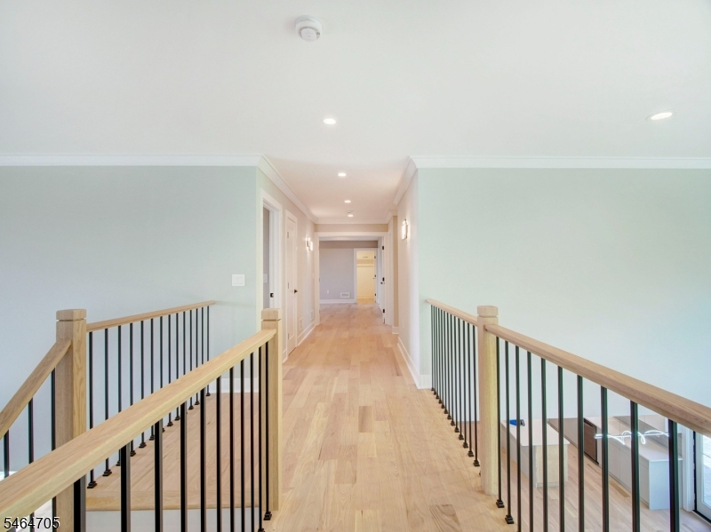 529 Wood Avenue Edison NJ 08820
