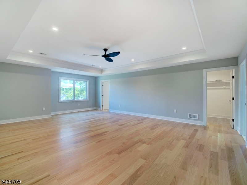 529 Wood Avenue Edison NJ 08820