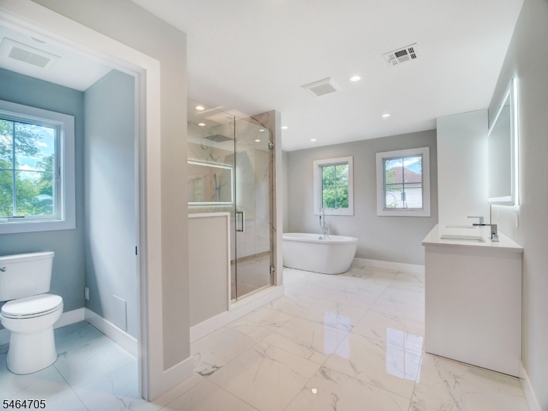 529 Wood Avenue Edison NJ 08820