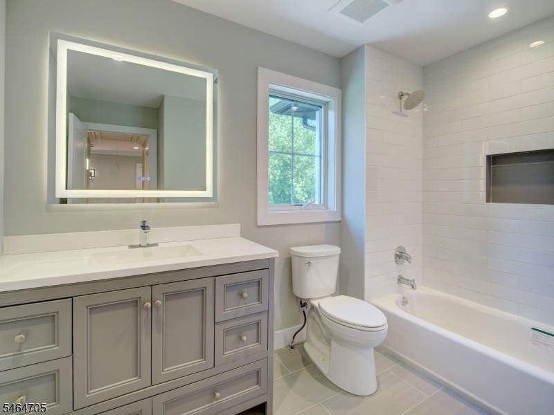 529 Wood Avenue Edison NJ 08820