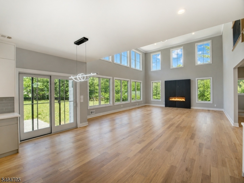 529 Wood Avenue Edison NJ 08820