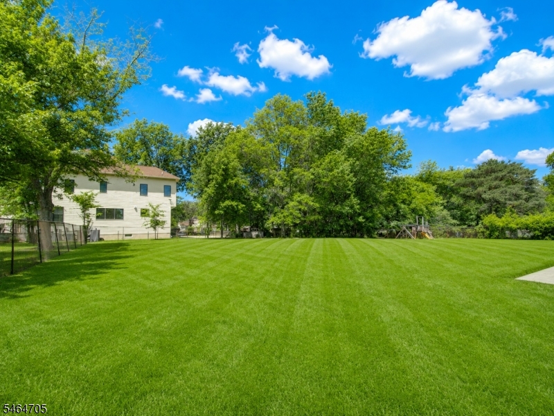 529 Wood Avenue Edison NJ 08820