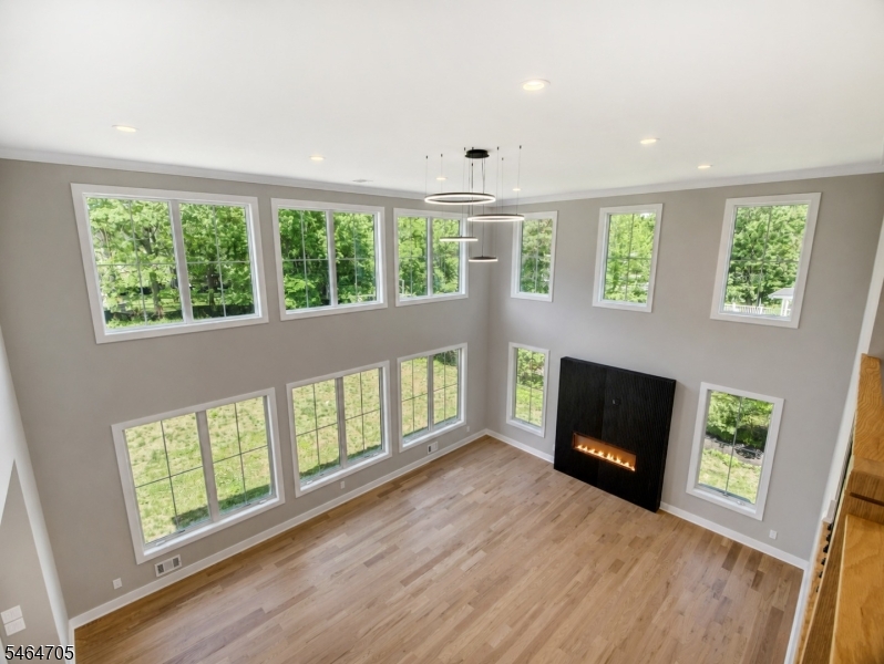 529 Wood Avenue Edison NJ 08820