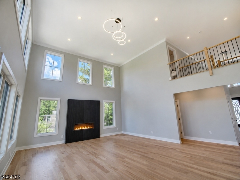529 Wood Avenue Edison NJ 08820