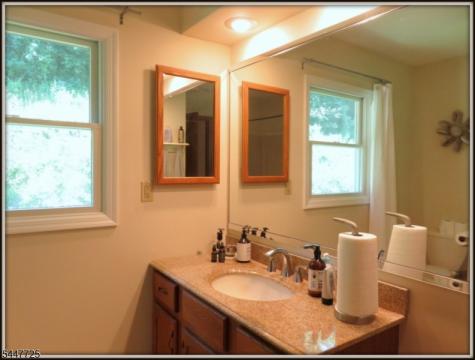 903 Dove Island Road Stillwater NJ 07860