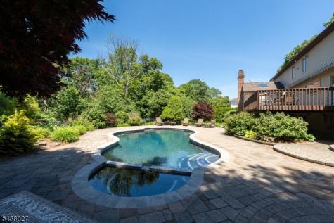 10 Pinnacle Point Randolph NJ 07869