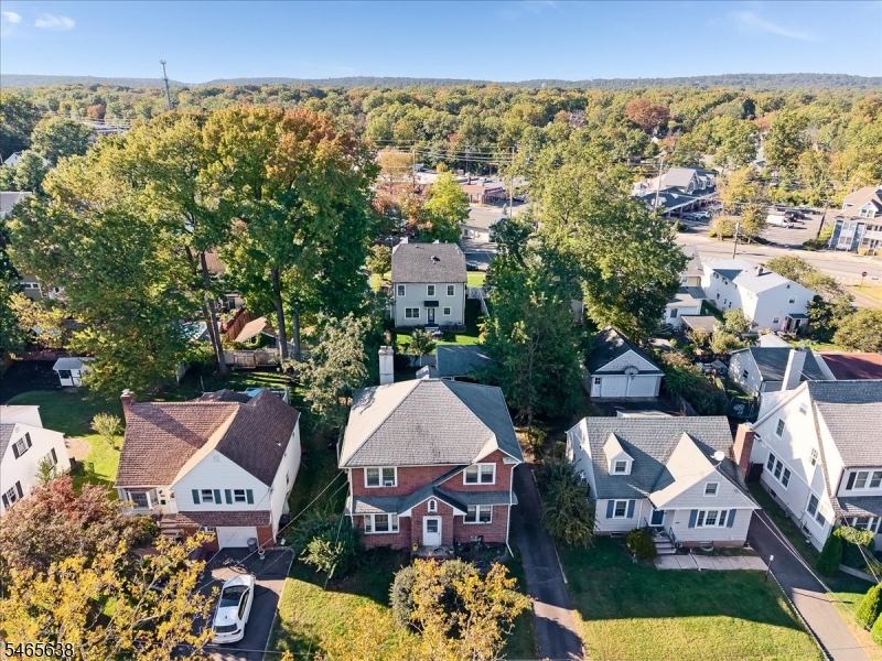612 Roosevelt Street Westfield NJ 07090
