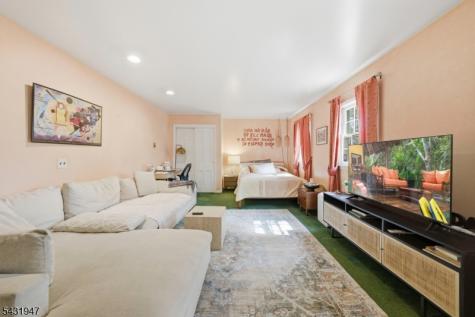 14 Hepworth Place West Orange NJ 07052