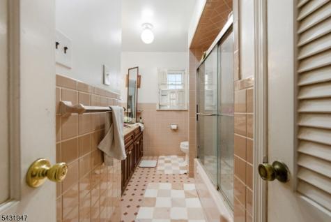 14 Hepworth Place West Orange NJ 07052