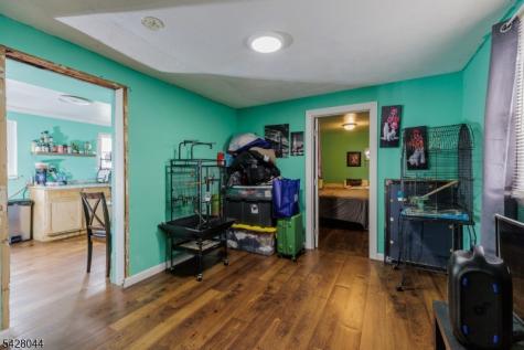 627 Van Buren Avenue Linden NJ 07036