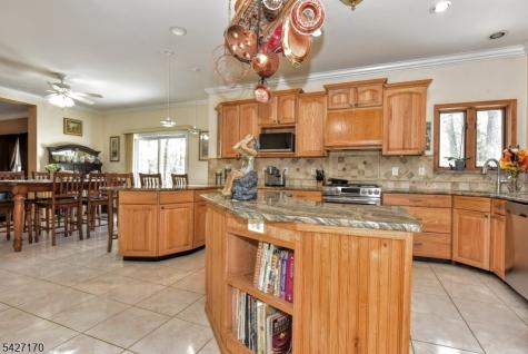 34 Split Rock Road West Milford NJ 07480