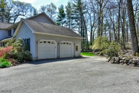 34 Split Rock Road West Milford NJ 07480