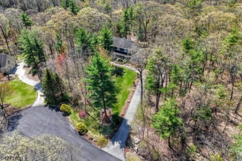 34 Split Rock Road West Milford NJ 07480