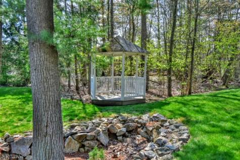 34 Split Rock Road West Milford NJ 07480