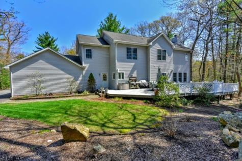34 Split Rock Road West Milford NJ 07480