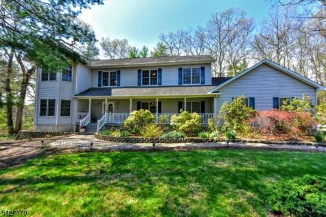 34 Split Rock Road West Milford NJ 07480