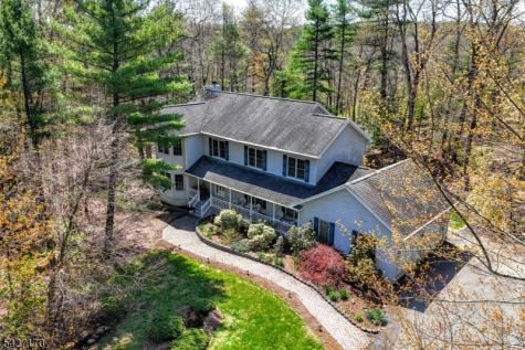 34 Split Rock Road West Milford NJ 07480