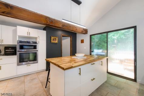 11 Foremost Mountain Road Montville NJ 07082
