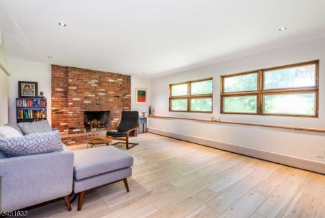 11 Foremost Mountain Road Montville NJ 07082