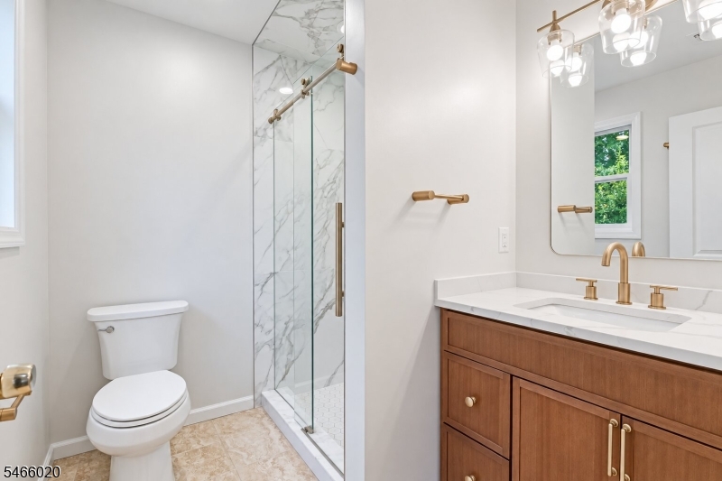 83 Sagamore Avenue Edison NJ 08820