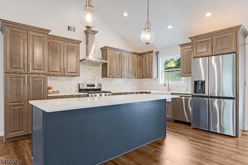 83 Sagamore Avenue Edison NJ 08820