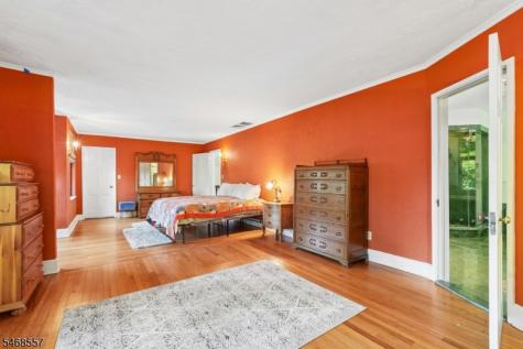 54 Rensselaer Road Essex Fells NJ 07021
