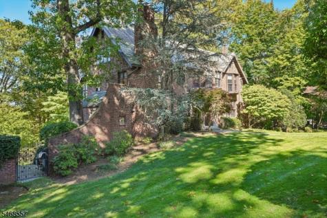 54 Rensselaer Road Essex Fells NJ 07021