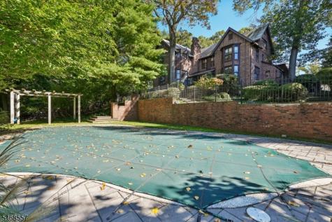 54 Rensselaer Road Essex Fells NJ 07021