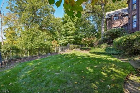 54 Rensselaer Road Essex Fells NJ 07021