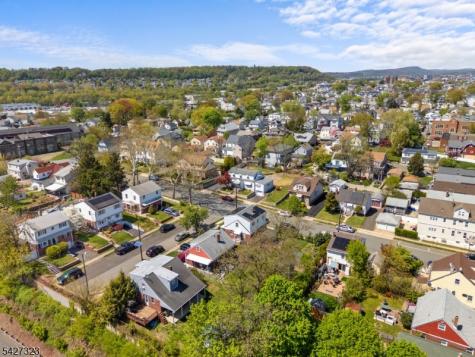 9 Leopold Terrace Clifton NJ 07011