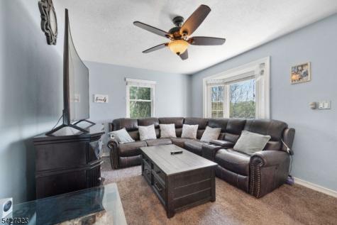 9 Leopold Terrace Clifton NJ 07011