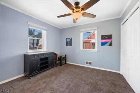 9 Leopold Terrace Clifton NJ 07011