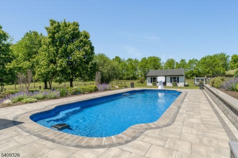 16 Wolverton Road Franklin NJ 08867