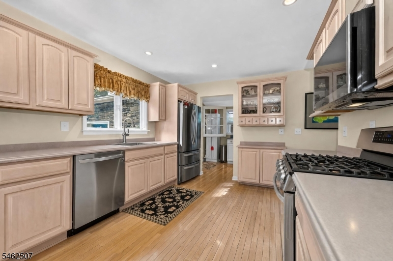 3 Galloping Hill Road Clinton NJ 08833
