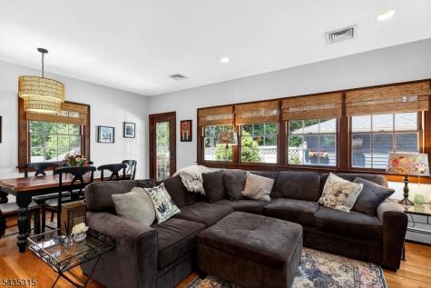 158 Vreeland Avenue Rutherford NJ 07070