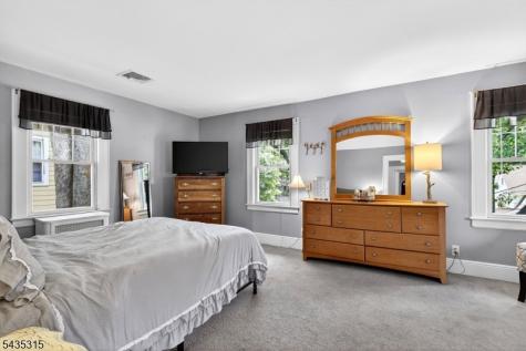 158 Vreeland Avenue Rutherford NJ 07070