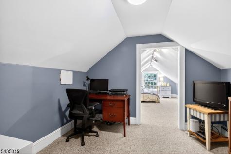 158 Vreeland Avenue Rutherford NJ 07070