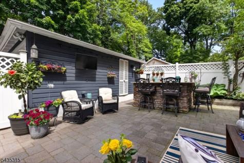 158 Vreeland Avenue Rutherford NJ 07070