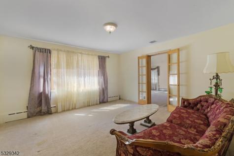 312 Naughright Road Washington NJ 07853